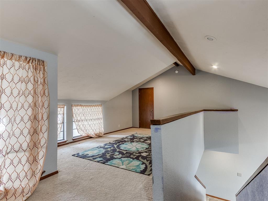 10204 Glendover Avenue Property Photo 29