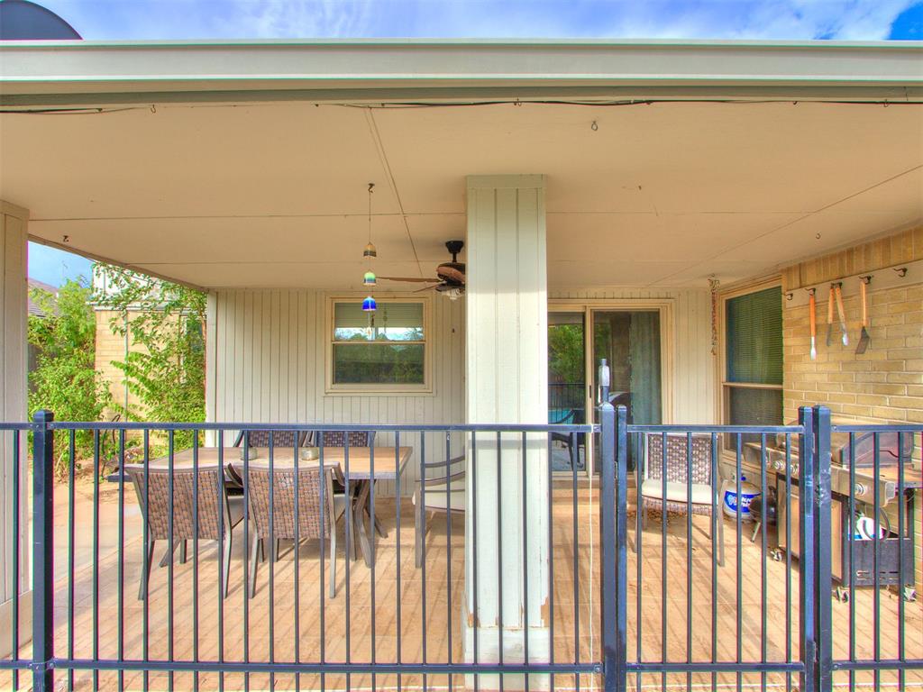 10204 Glendover Avenue Property Photo 46