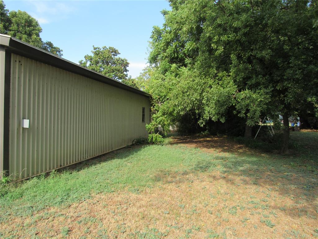 103 E Quapaw Property Photo 3