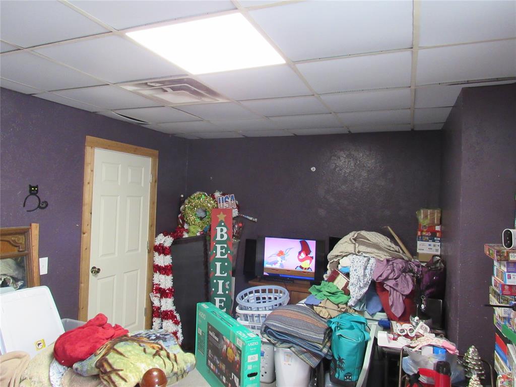 103 E Quapaw Property Photo 8
