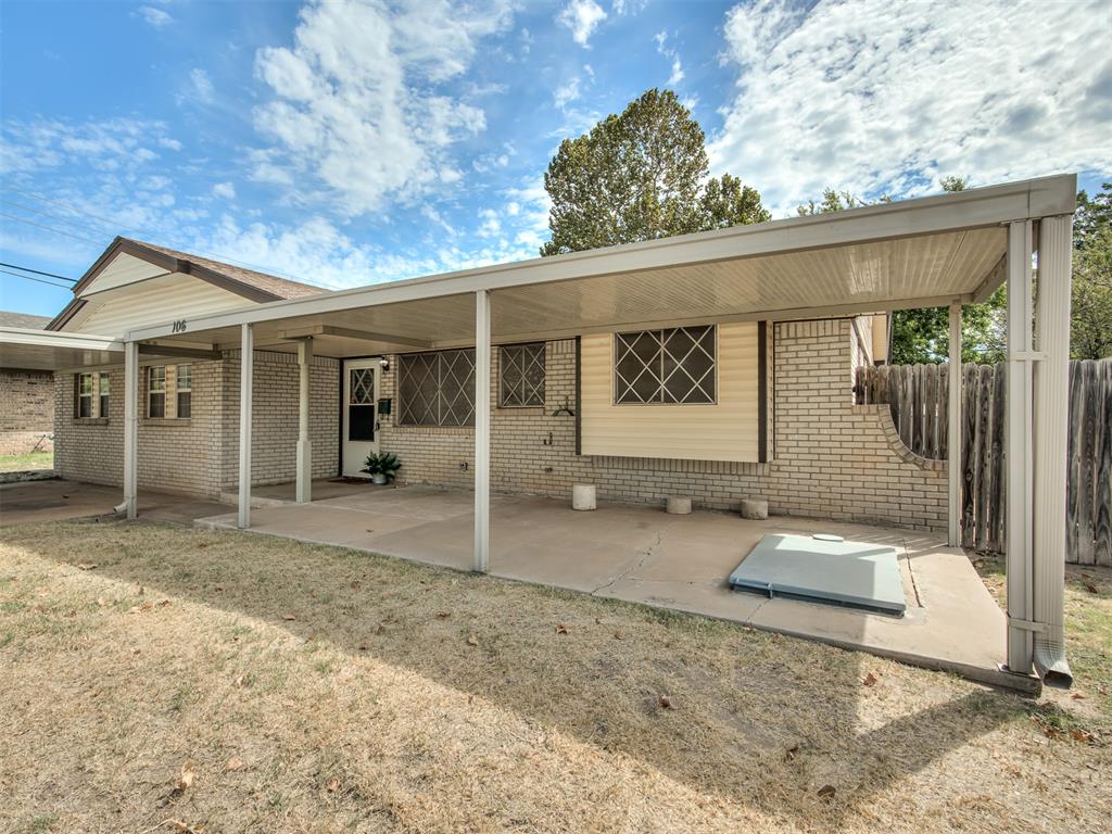 106 N Norman Avenue Property Photo 4