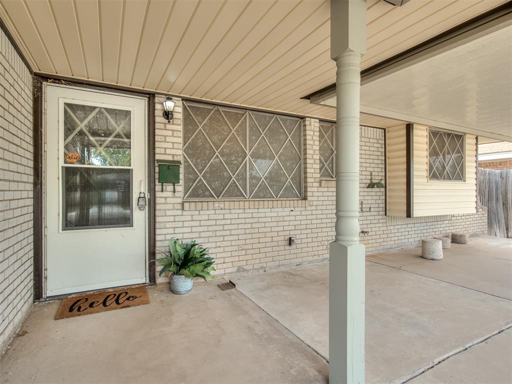 106 N Norman Avenue Property Photo 5