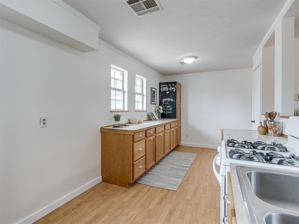 106 N Norman Avenue Property Photo 15