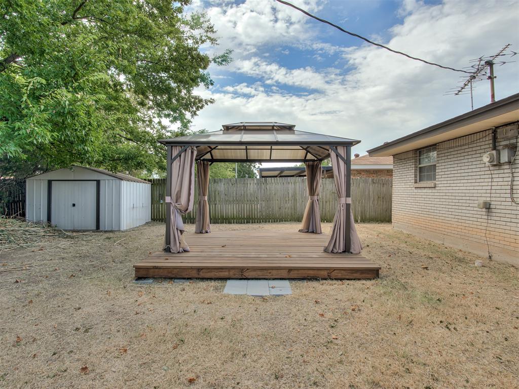 106 N Norman Avenue Property Photo 33