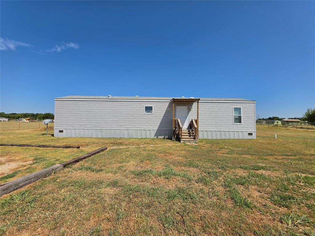 120 Sooner Road Property Photo 1