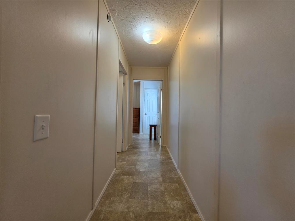 120 Sooner Road Property Photo 5