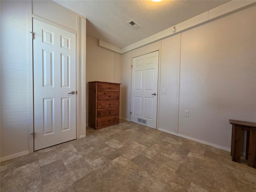 120 Sooner Road Property Photo 7