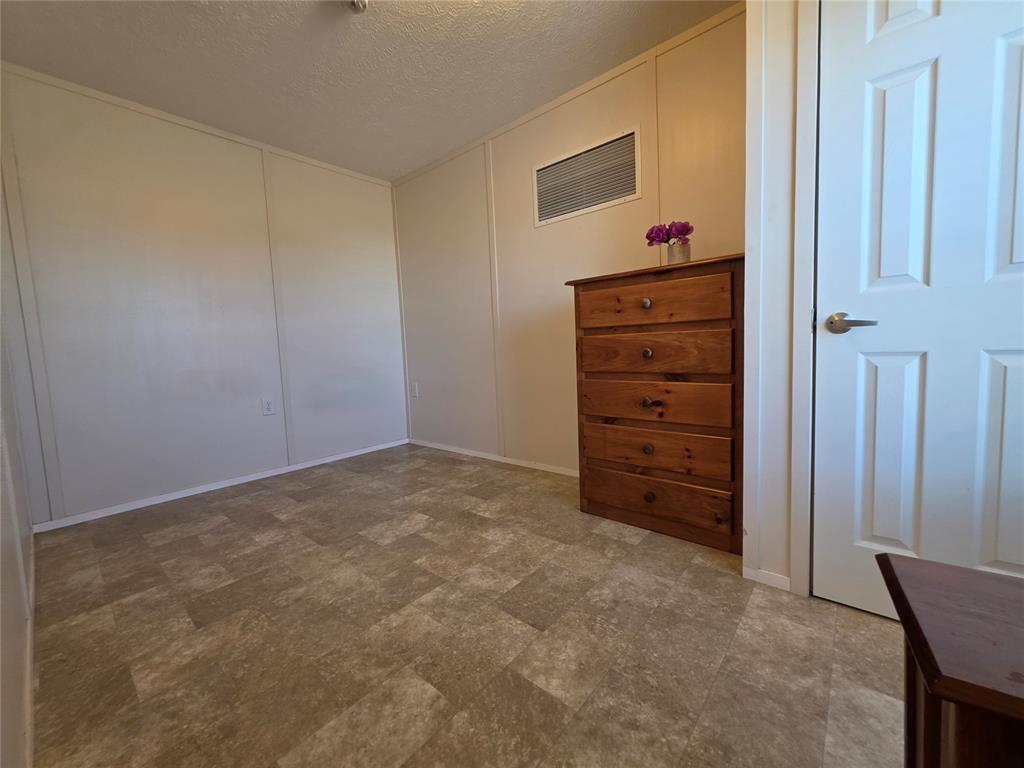 120 Sooner Road Property Photo 23