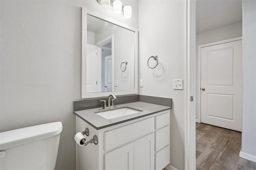 18108 Sunny Stone Court Property Photo 14