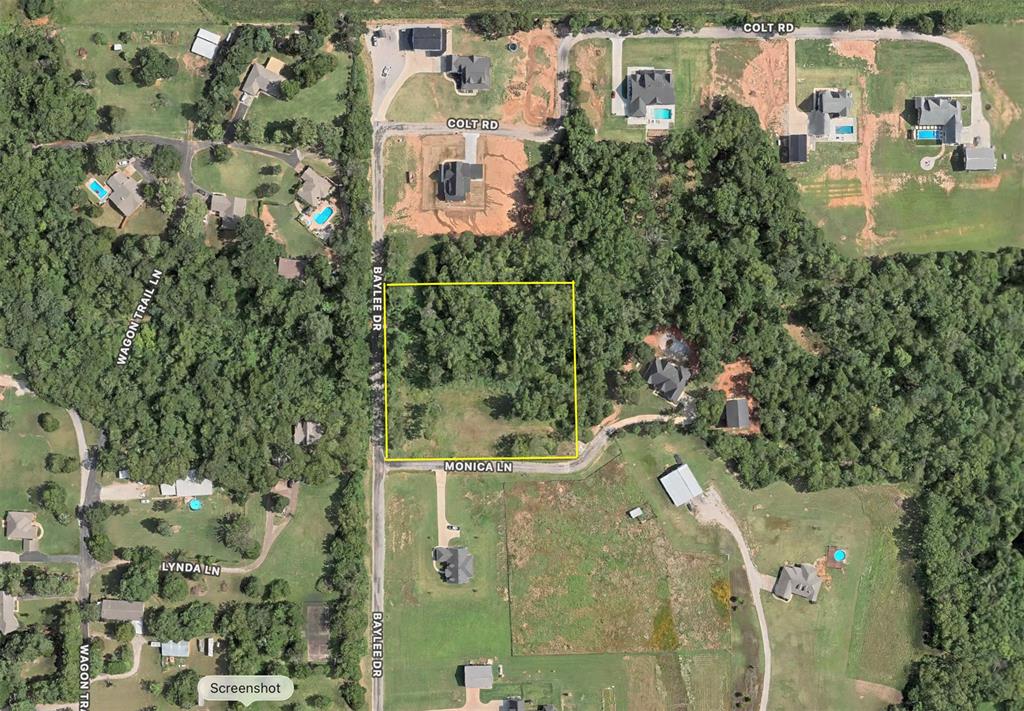 Monica Lane Property Photo 1