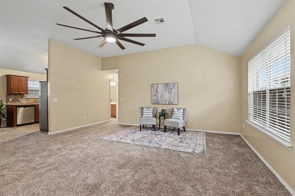 12124 Nw 133rd Terrace Property Photo 5