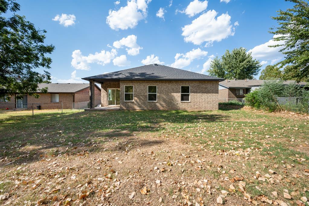 9606 Ne 3rd Street Property Photo 48