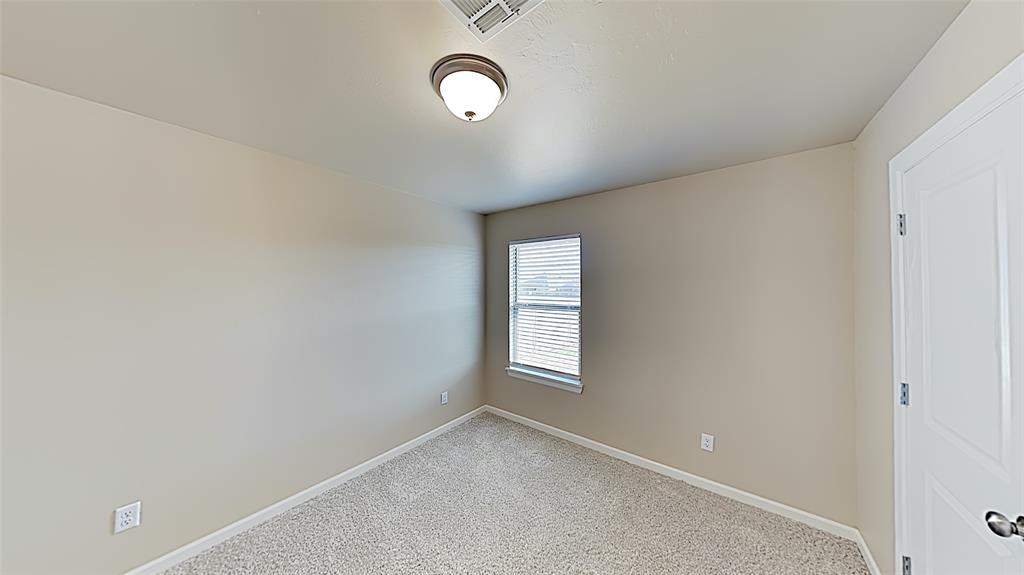 10704 Mountain Fork Drive Property Photo 16