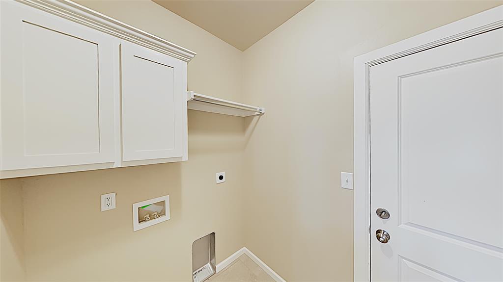 10704 Mountain Fork Drive Property Photo 17