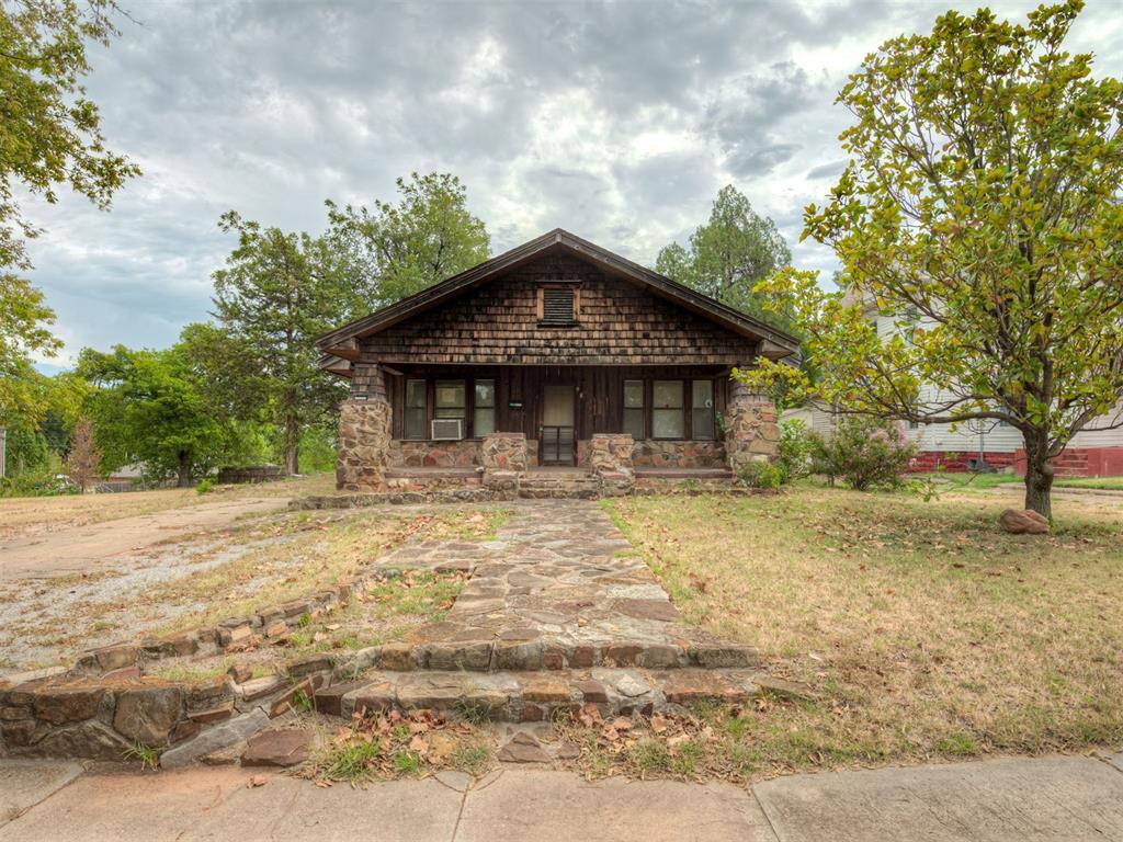619 S 6th Street Property Photo 1