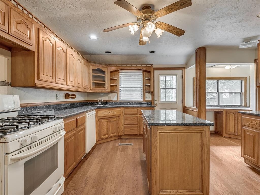 619 S 6th Street Property Photo 13