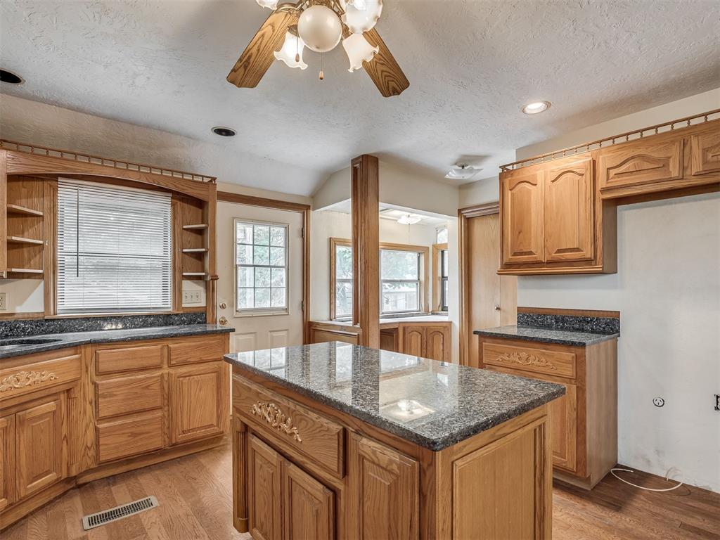 619 S 6th Street Property Photo 15