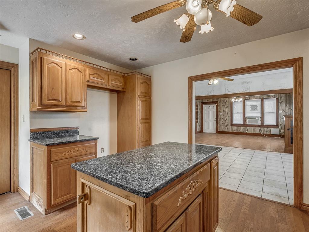 619 S 6th Street Property Photo 17