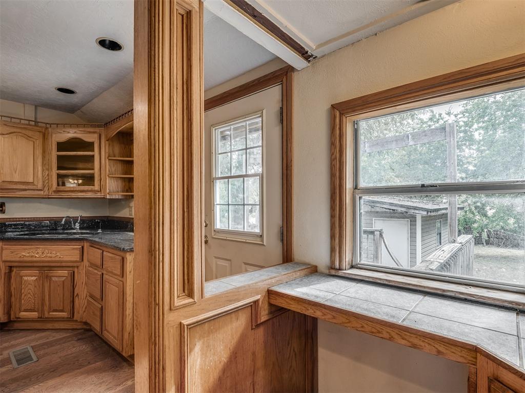 619 S 6th Street Property Photo 18