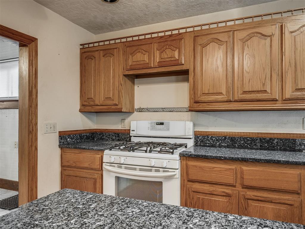 619 S 6th Street Property Photo 20
