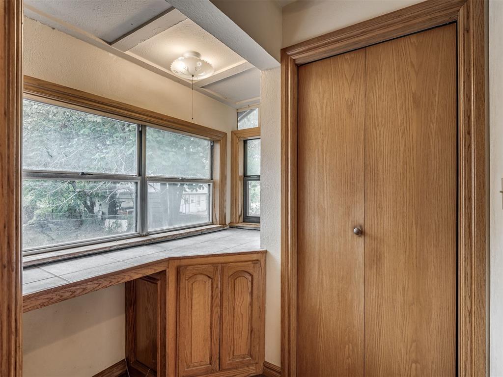 619 S 6th Street Property Photo 22