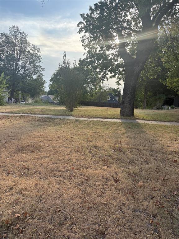 615 S 6th Street Property Photo 1