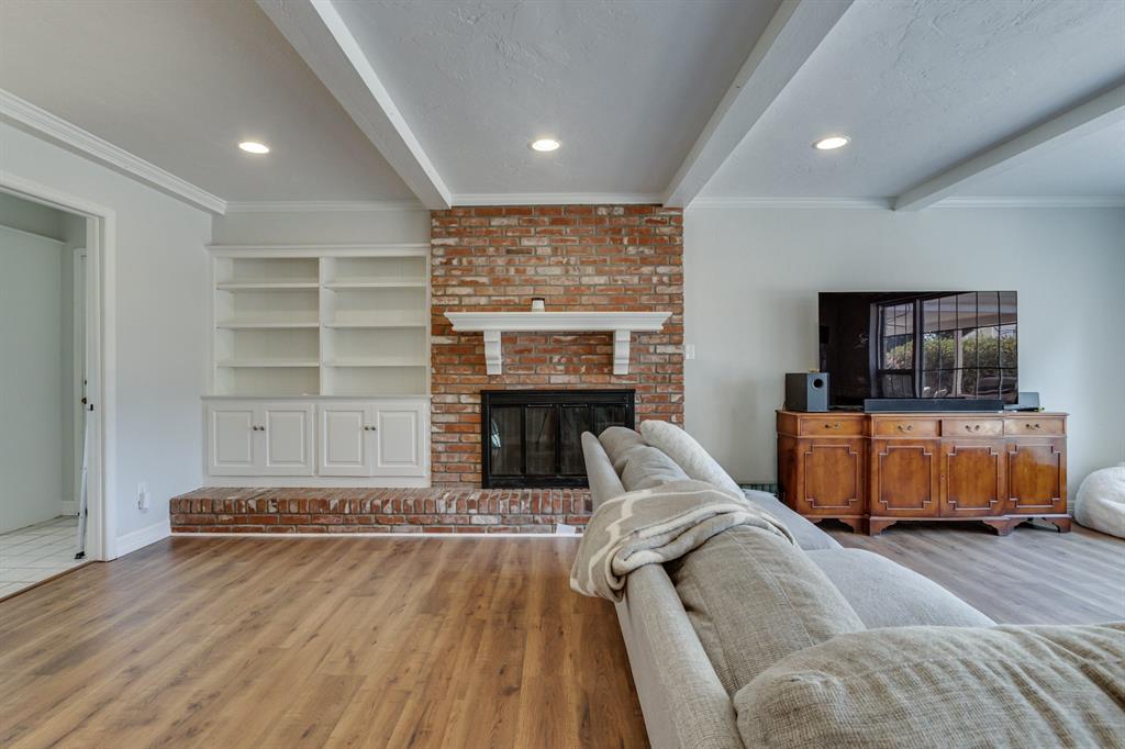 3037 Stonybrook Road Property Photo 6