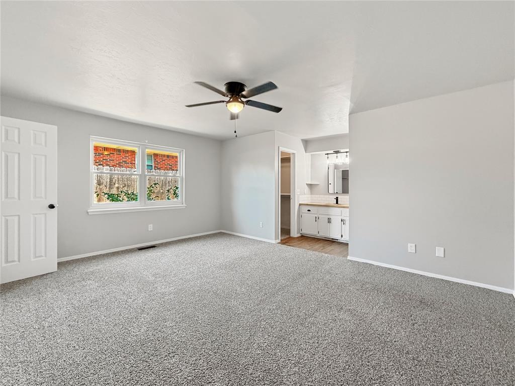 504 Sw 26th Place Property Photo 13