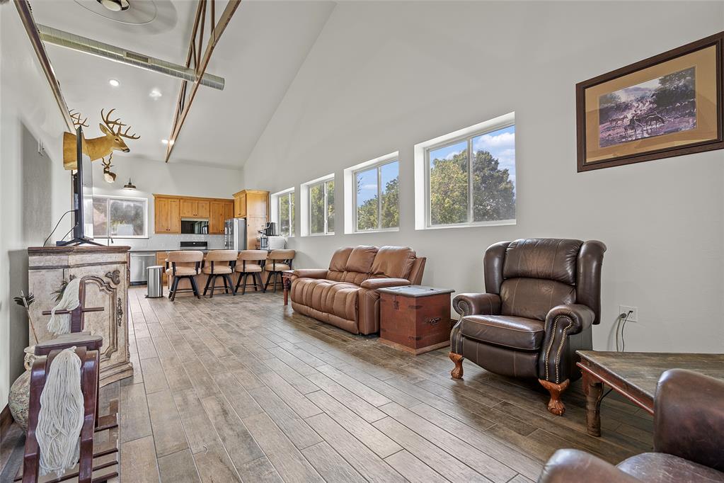 14750 Box Road Property Photo 7