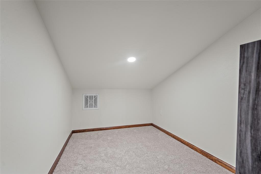14750 Box Road Property Photo 16