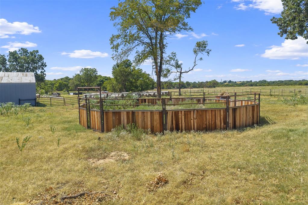 14750 Box Road Property Photo 32