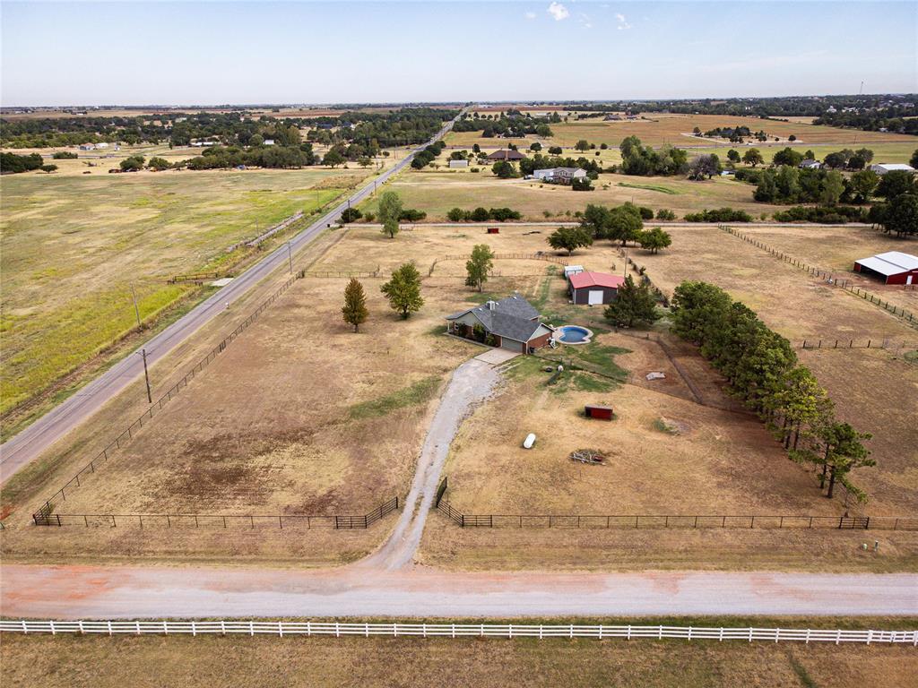 7900 S Cimarron Road Property Photo 2