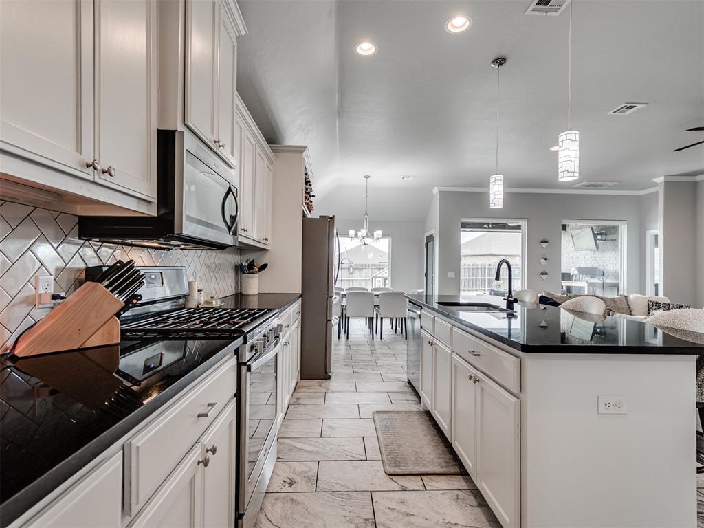 18512 Winamack Road Property Photo 15