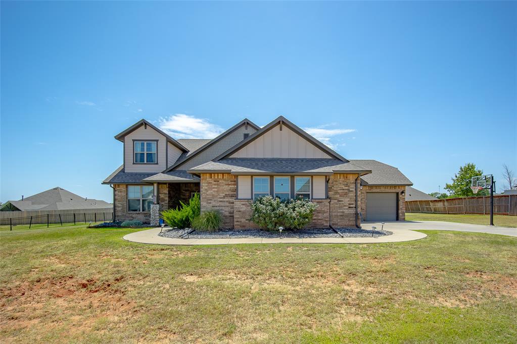 18392 Chuckwagon Trail Property Photo 1