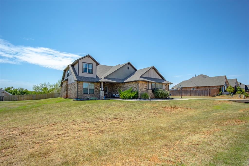 18392 Chuckwagon Trail Property Photo 42