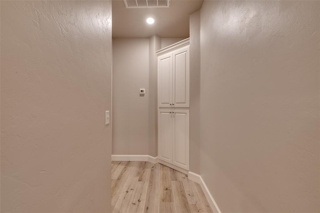 12475 Stone Hill Drive Property Photo 18