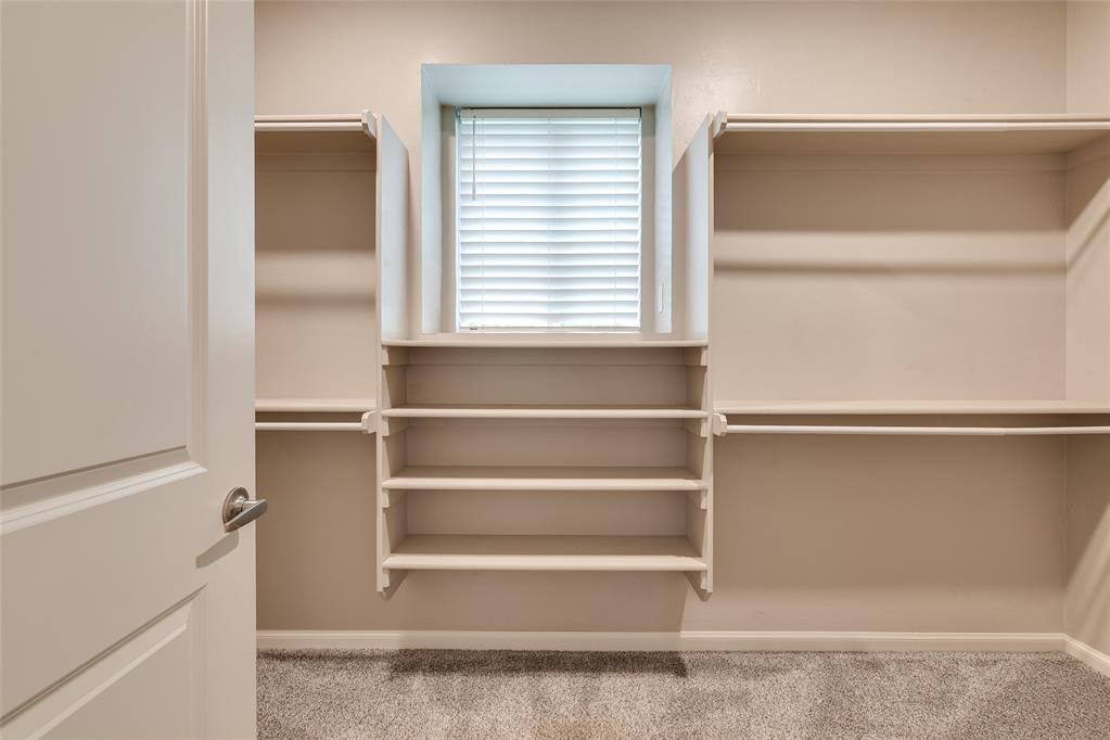 12475 Stone Hill Drive Property Photo 25