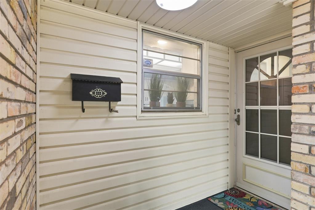 2601 Sw 63rd Place Property Photo 2
