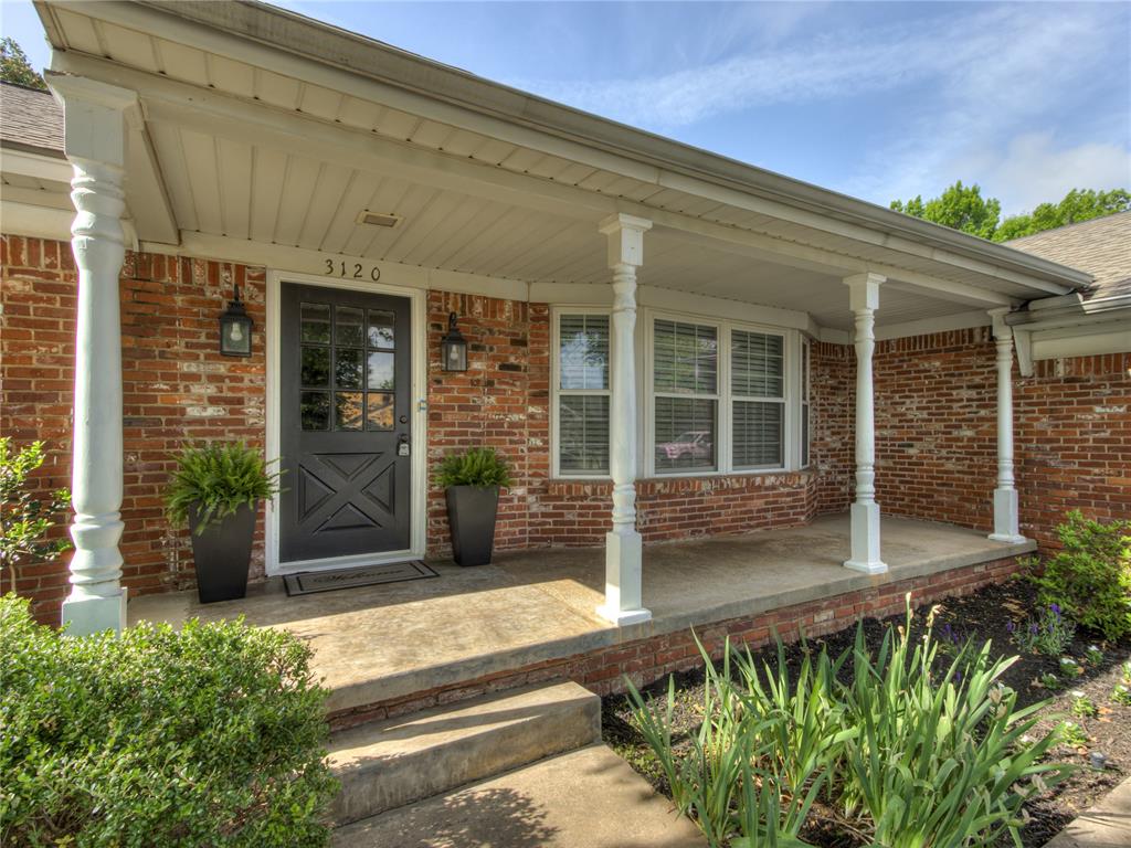3120 Nw 61st Place Property Photo 3