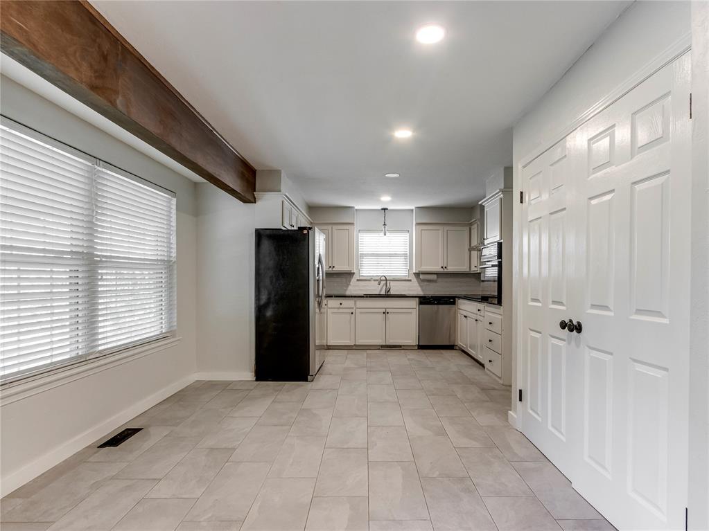 3120 Nw 61st Place Property Photo 13