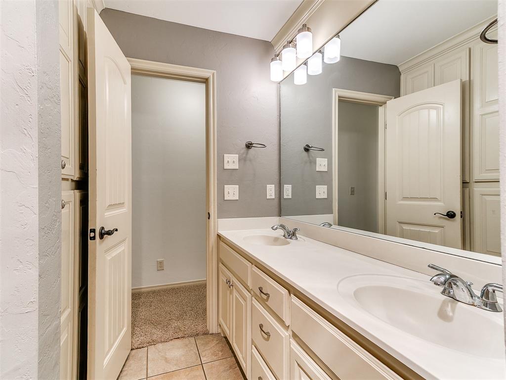 805 Nw 193rd Street Property Photo 25