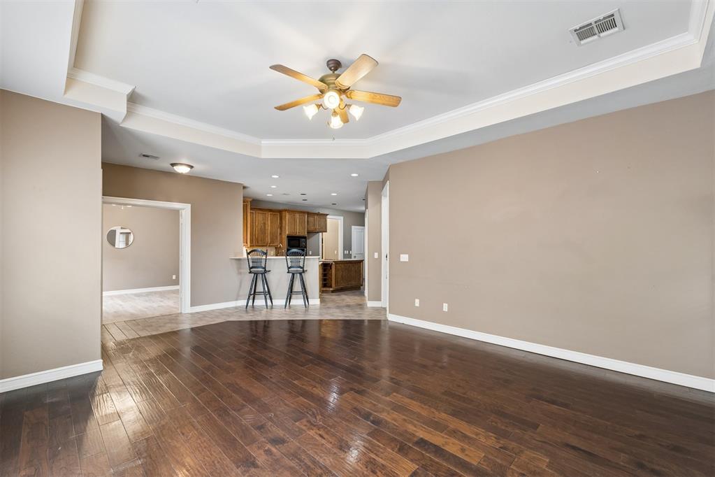 1633 Laurel Place Property Photo 9