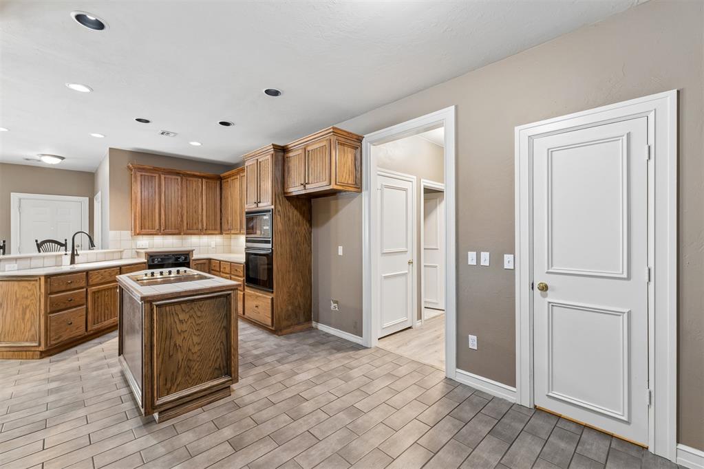 1633 Laurel Place Property Photo 15