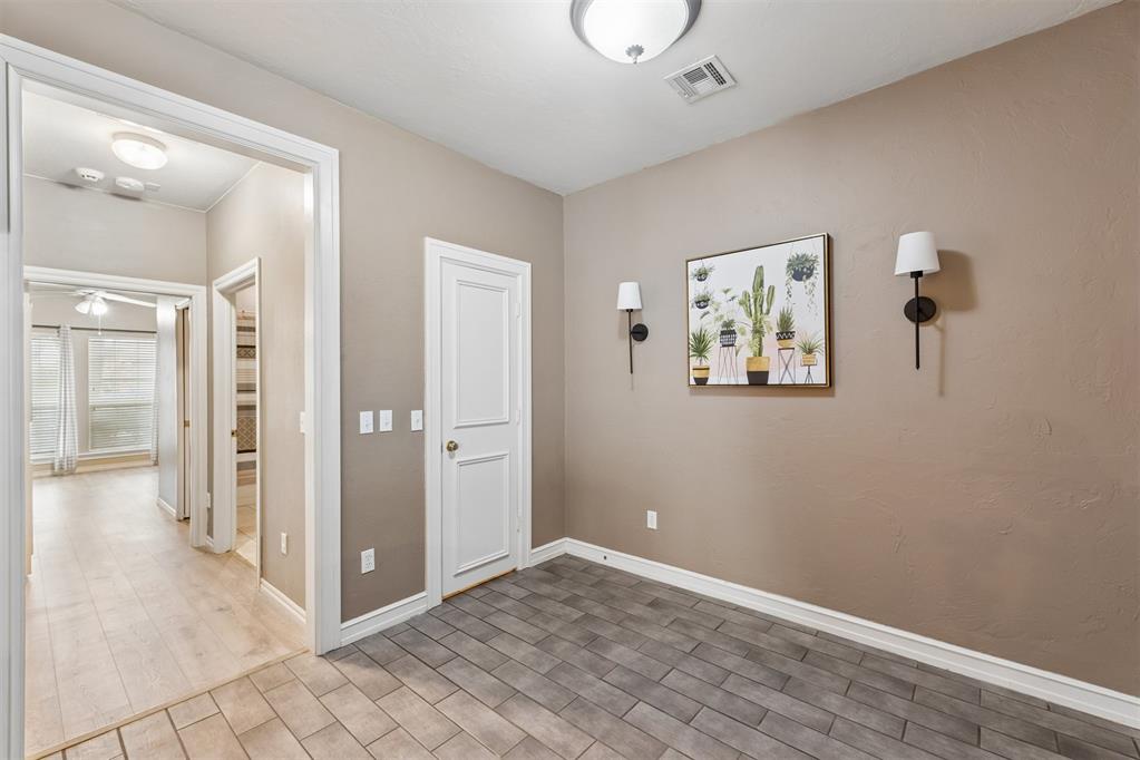 1633 Laurel Place Property Photo 19