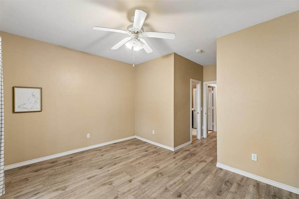 1633 Laurel Place Property Photo 32