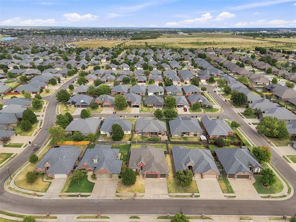 17308 Serrano Drive Property Photo 7