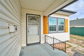 537 Sw 45th Street Property Photo 6