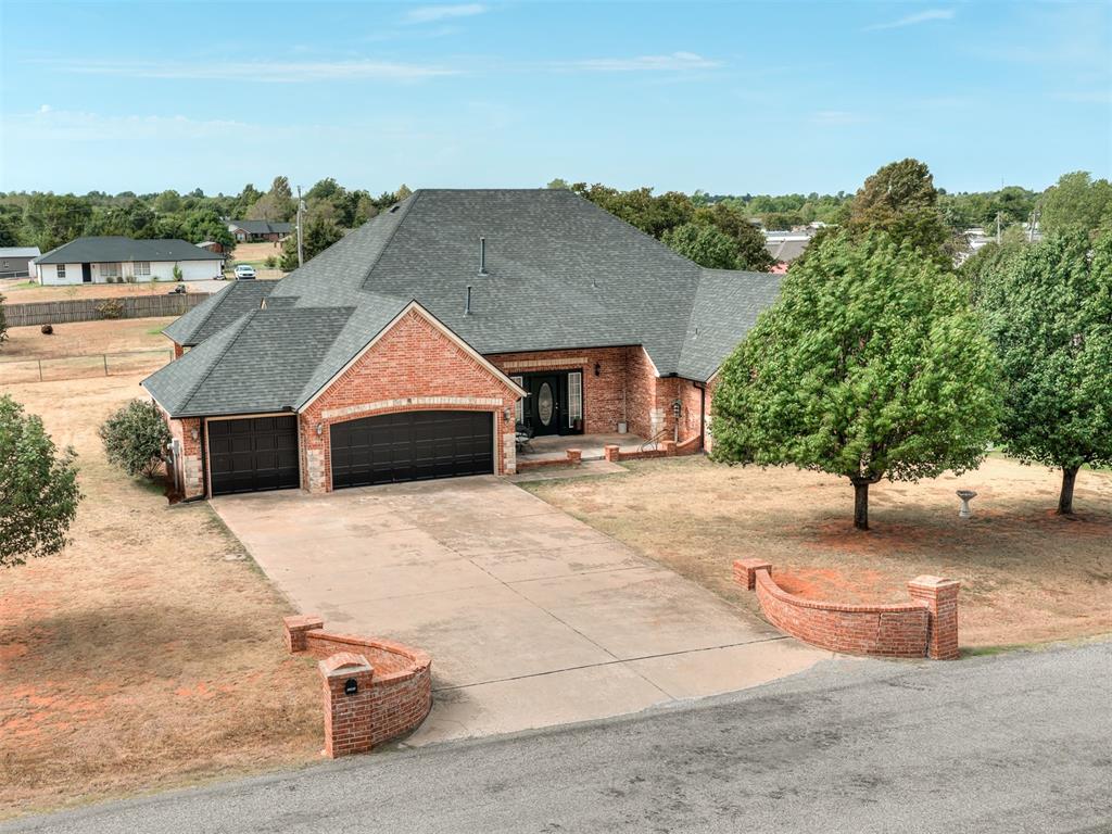 2365 Elm Tree Lane Property Photo 1