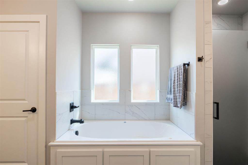 1514 Pineridge Circle Property Photo 15