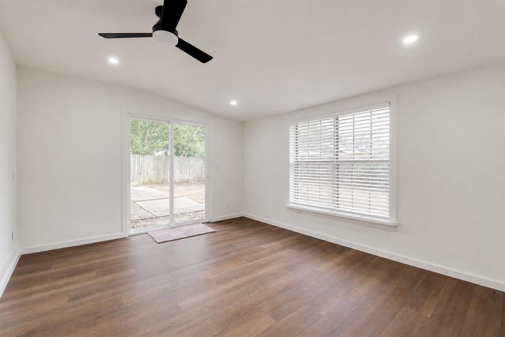 2733 Manchester Drive Property Photo 26
